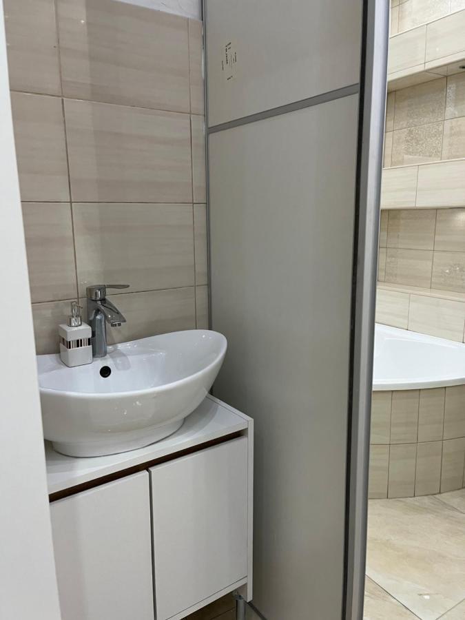 Szechenyi Apartman Мішкольц Екстер'єр фото
