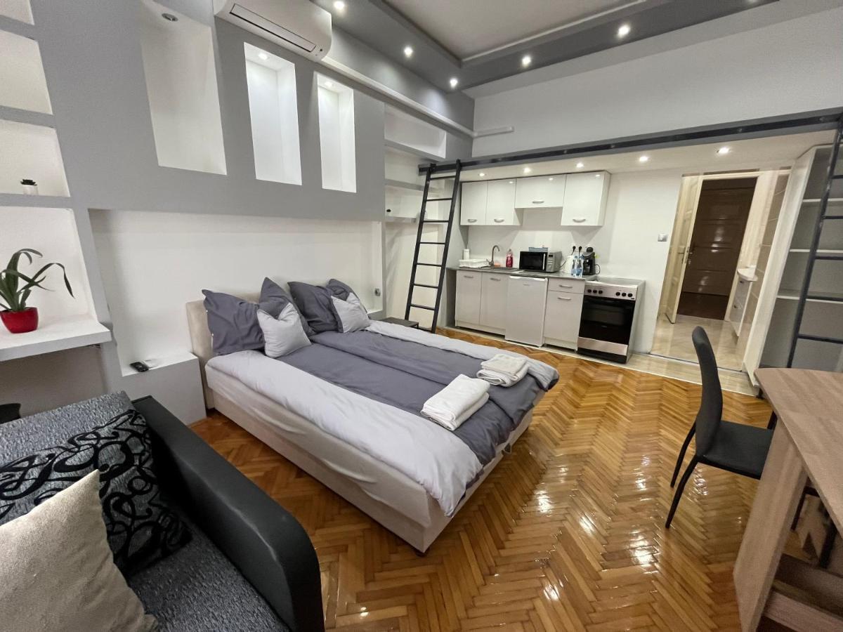 Szechenyi Apartman Мішкольц Екстер'єр фото