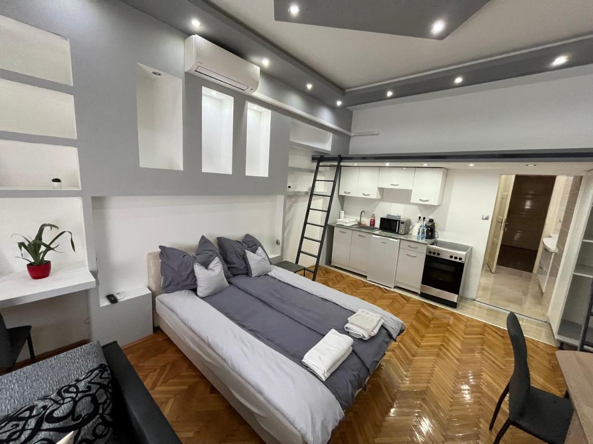 Szechenyi Apartman Мішкольц Екстер'єр фото