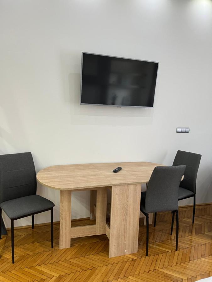 Szechenyi Apartman Мішкольц Екстер'єр фото